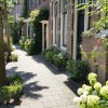 groen-woonstraatje-in-amersfoort-spoorstraat_48474996662_o.jpg