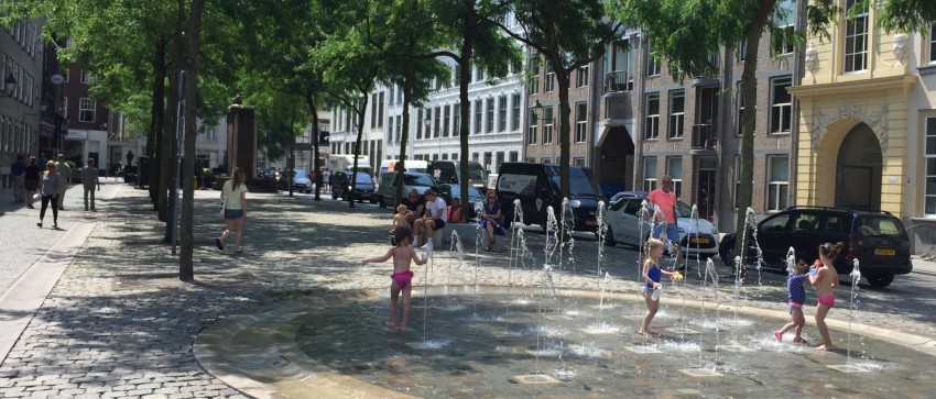 Vrede Fontein op het Kasteelplein in Breda