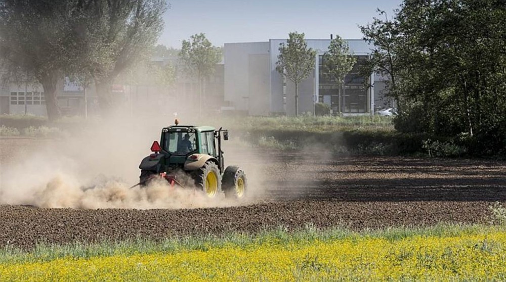 Tractor op het land